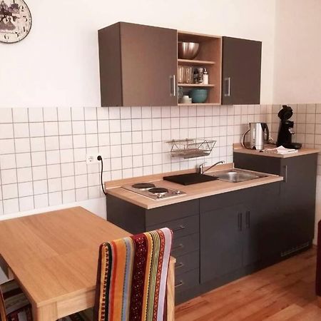 Ferienwohnung - Apartment mit Balkon in Halle-Saale, Trotha Halle  Exterior foto