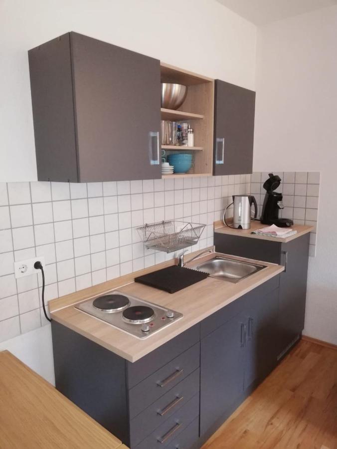 Ferienwohnung - Apartment mit Balkon in Halle-Saale, Trotha Halle  Exterior foto